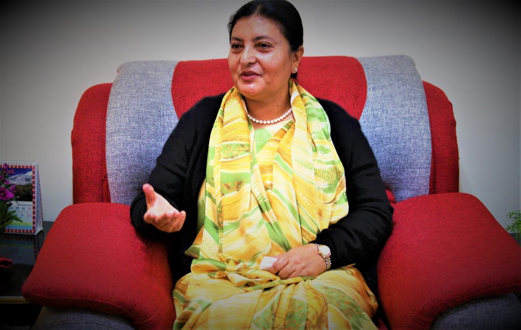 किन बसिन् एकरात चन्द्रागिरिको रिसोर्टमा राष्ट्रपति भण्डारी ?