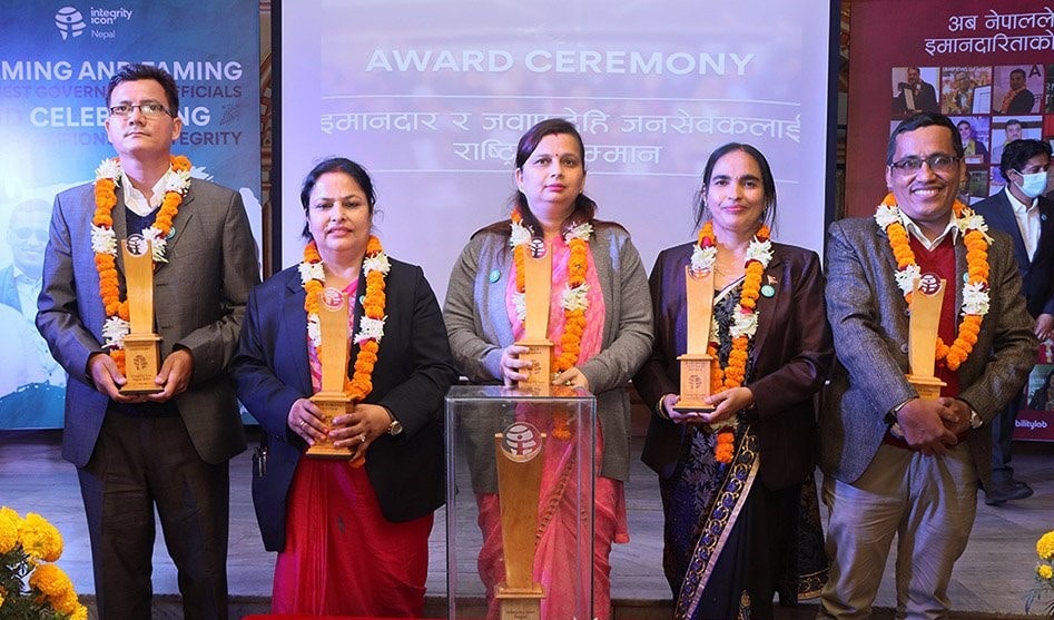 भक्तपुर अस्पतालकी मेडिकल सुपेरिटेन्डेन्ट डा. सुमित्रा गौतमसहित पाँचजना सम्मानित