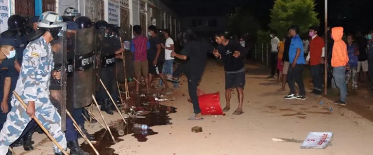 पाँचथर अस्पताल तोडफोडः आकस्मिक बाहेकका सेवा बन्द