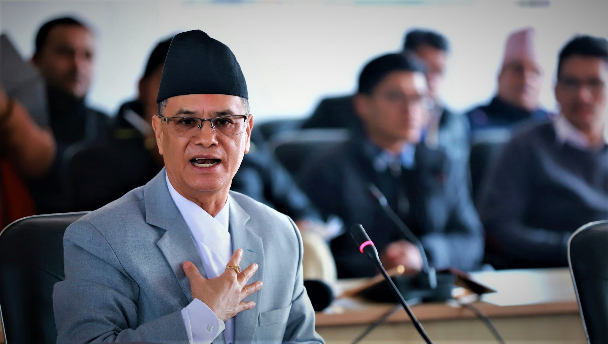 निलम्बित प्रधानन्यायधीश चोलेन्द्र समशेर राणासँग आज बयान लिइदै image