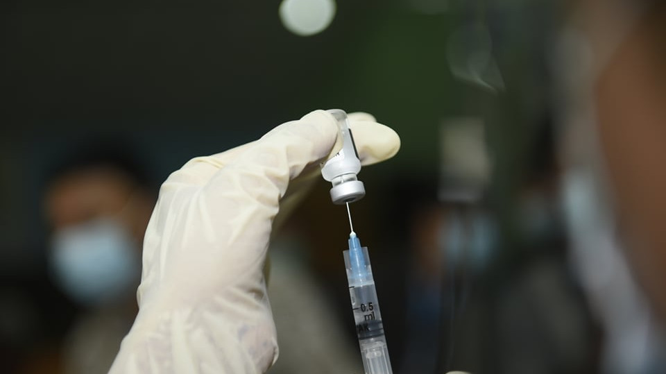 मन्त्री खतिवडाद्वारा खोप केन्द्रको निरीक्षण