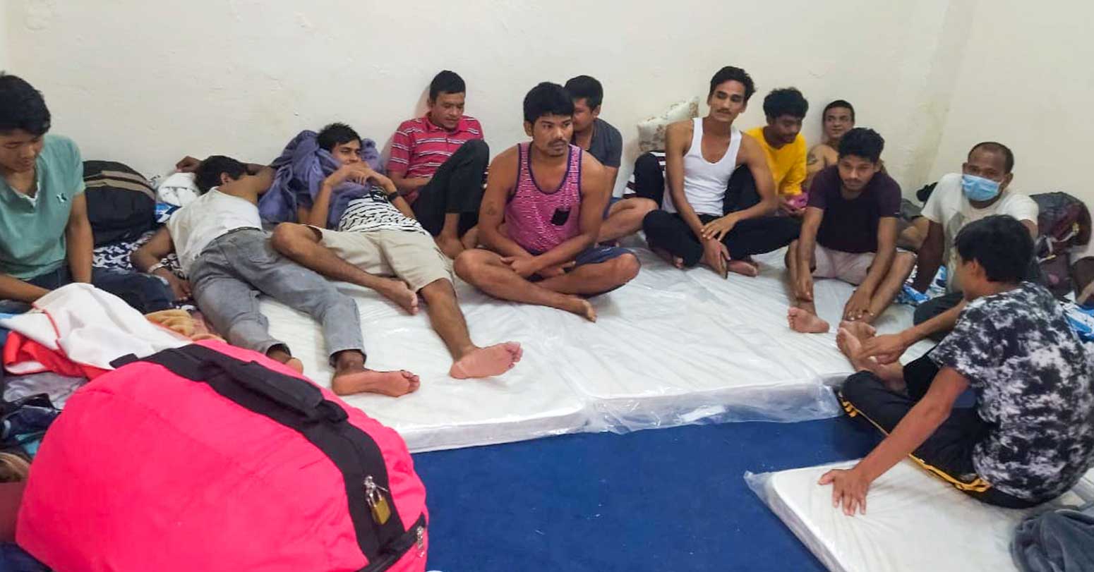 फरएभर म्यानपावरले तीन लाखसम्म असुलेर  भिजिट भिसामा युएई उडाएका २० नेपाली अलपत्र image