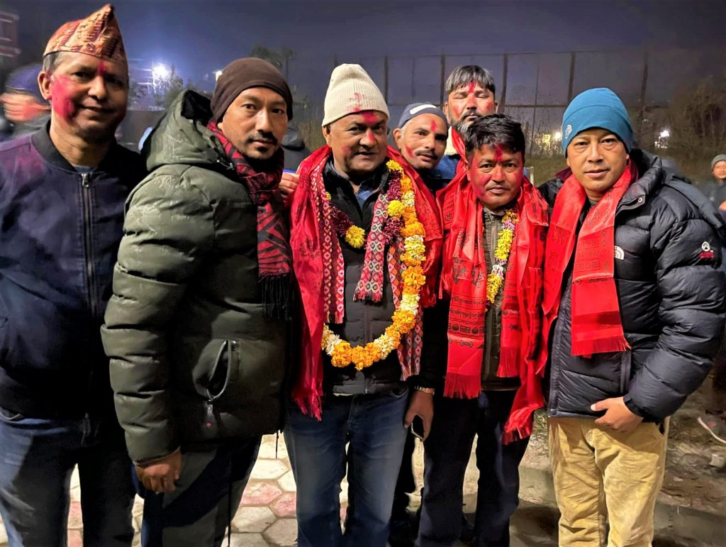 भक्तपुर कांग्रेसको सभापतिमा दुर्लभ थापा विजयी
