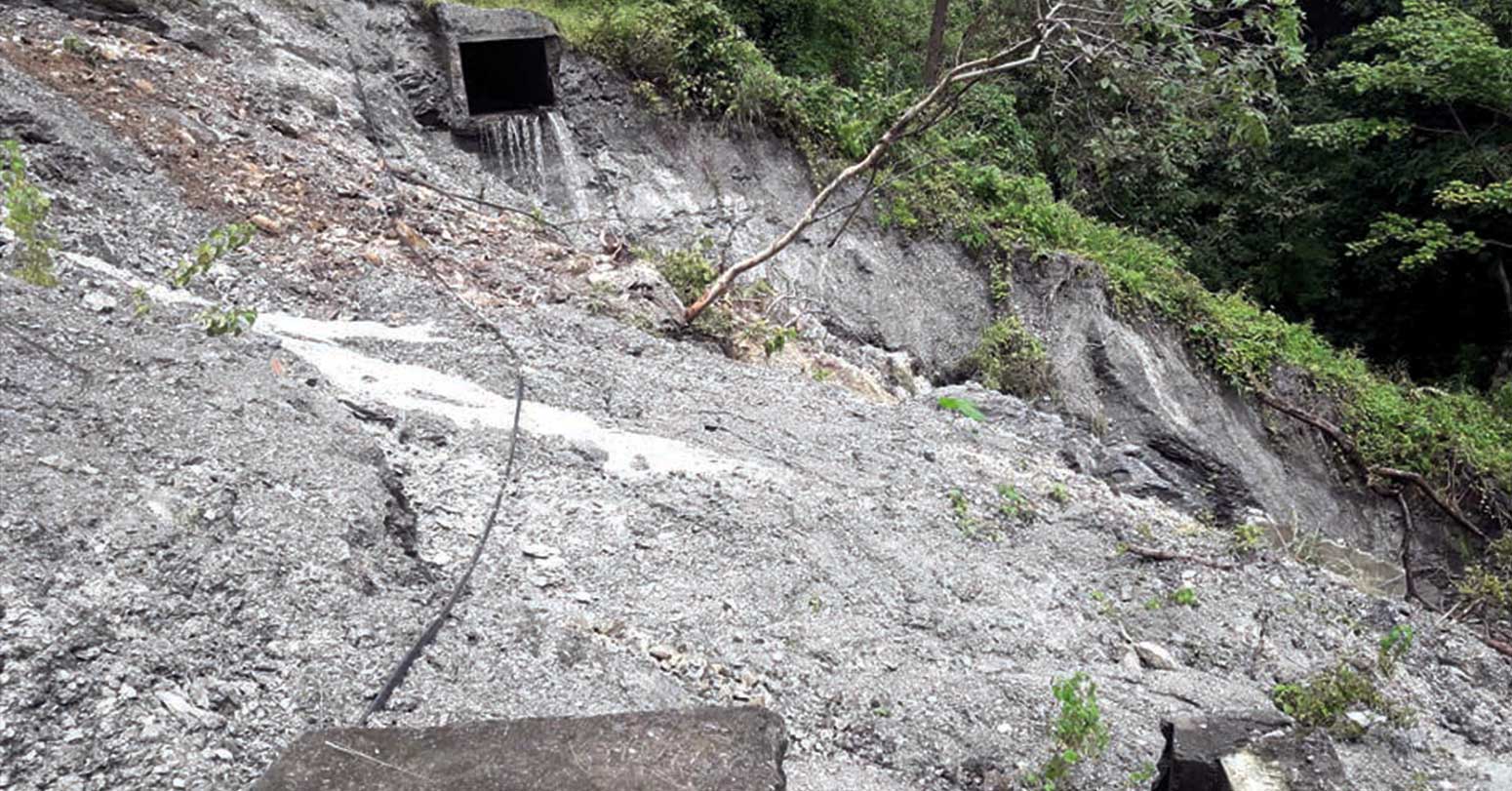 पहिराले पुरिएको सिद्धिनहर मर्मत नहुँदा सयौँ हेक्टर सिँचाइविहीन image
