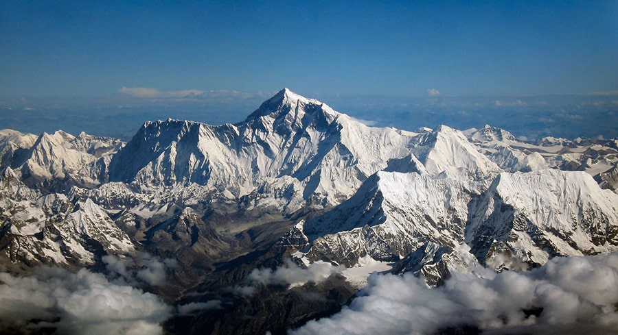 पर्वत दिवस मनाइँदै