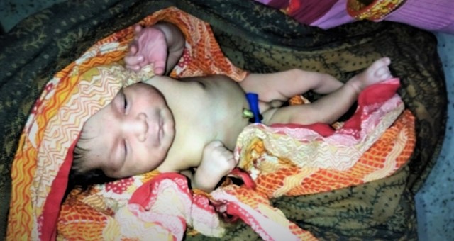 वेवारिसे अवस्थामा भेटिएको एक हप्ताको शिशु कसको हो ?