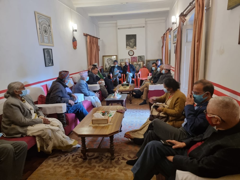 उधारोमा प्रधानमन्त्री, राष्ट्रपति, नगदमा सभापति image