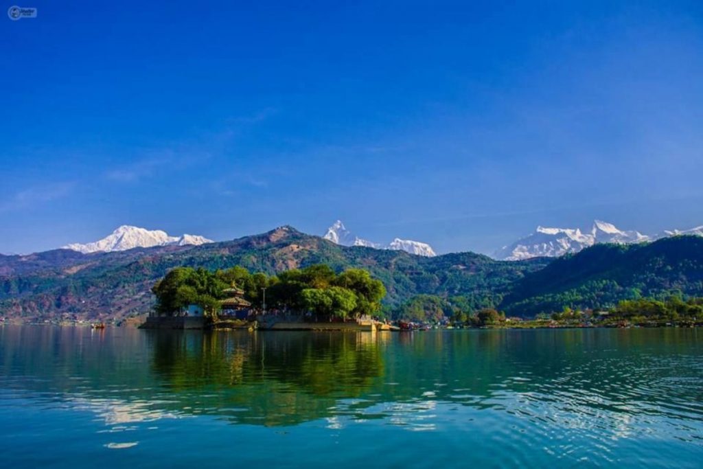 फेवाताल किनारमा चलचित्र महोत्सव