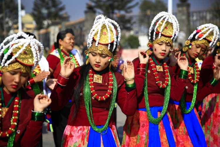 सोनाम ल्होछार घरघरमा मनाइने