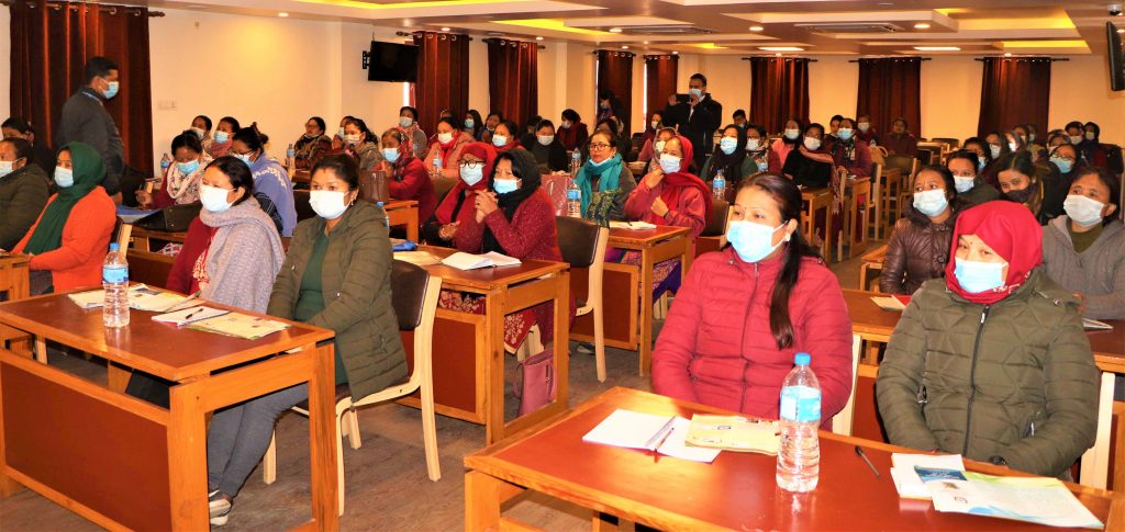 स्वयम्सेविकालाई आर्युवेद स्वास्थ्यसम्बन्धी अभिमुखीकरण