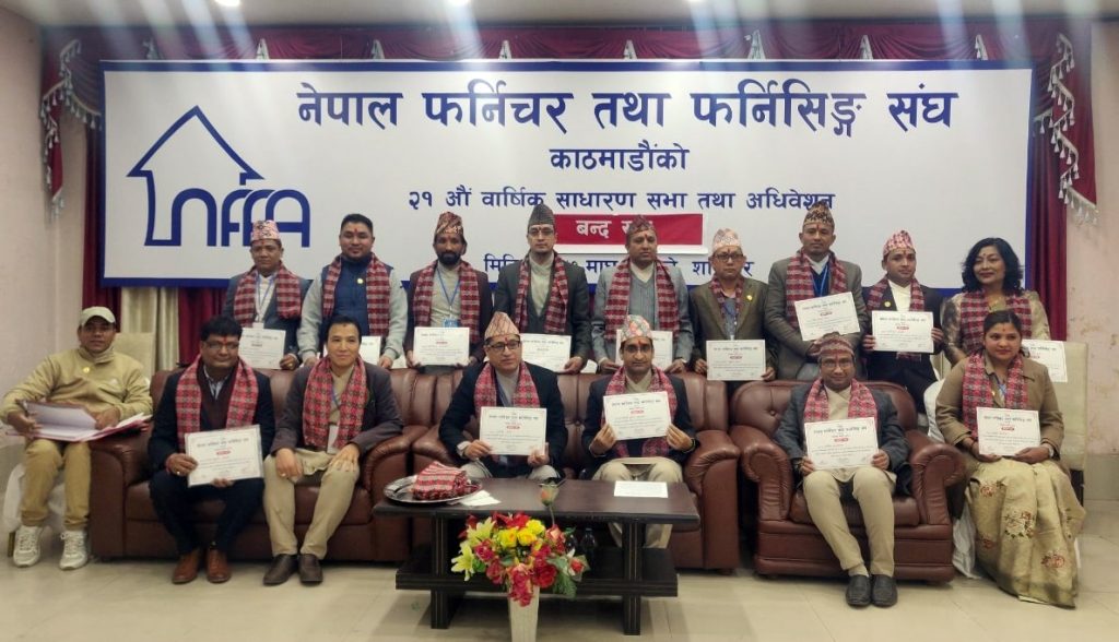 व्यवसायी सङ्घद्वारा तीन पालिकालाई ज्ञापनपत्र