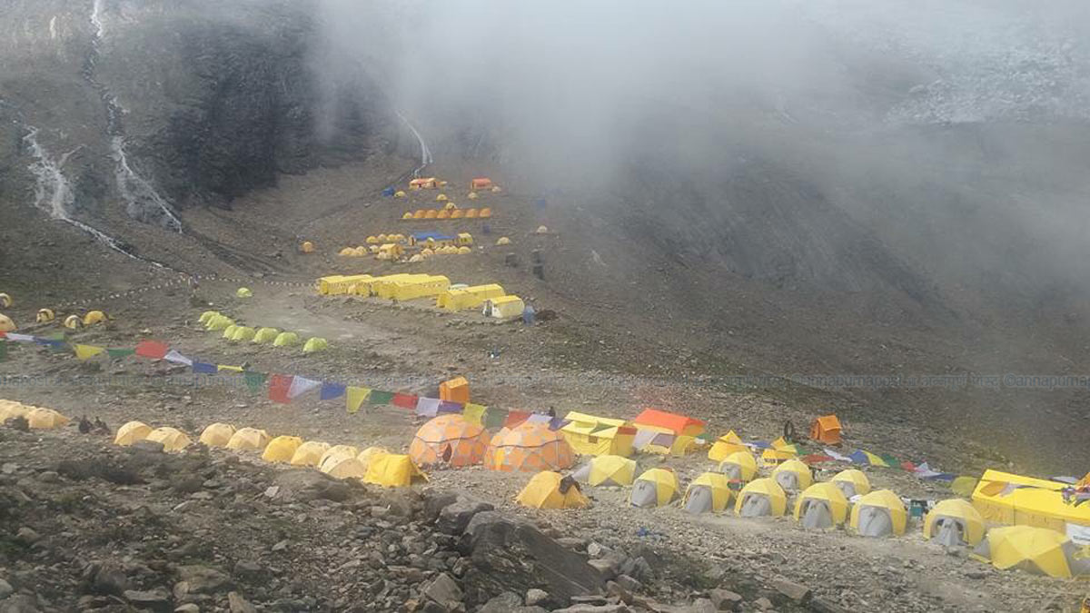 थपिएन अझै एमक्यापको म्याद image