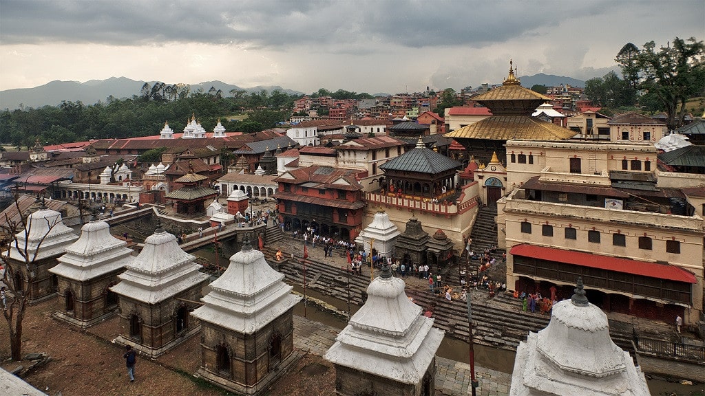असार १ गतेदेखि पशुपतिनाथका चारवटै ढोका खोलिने