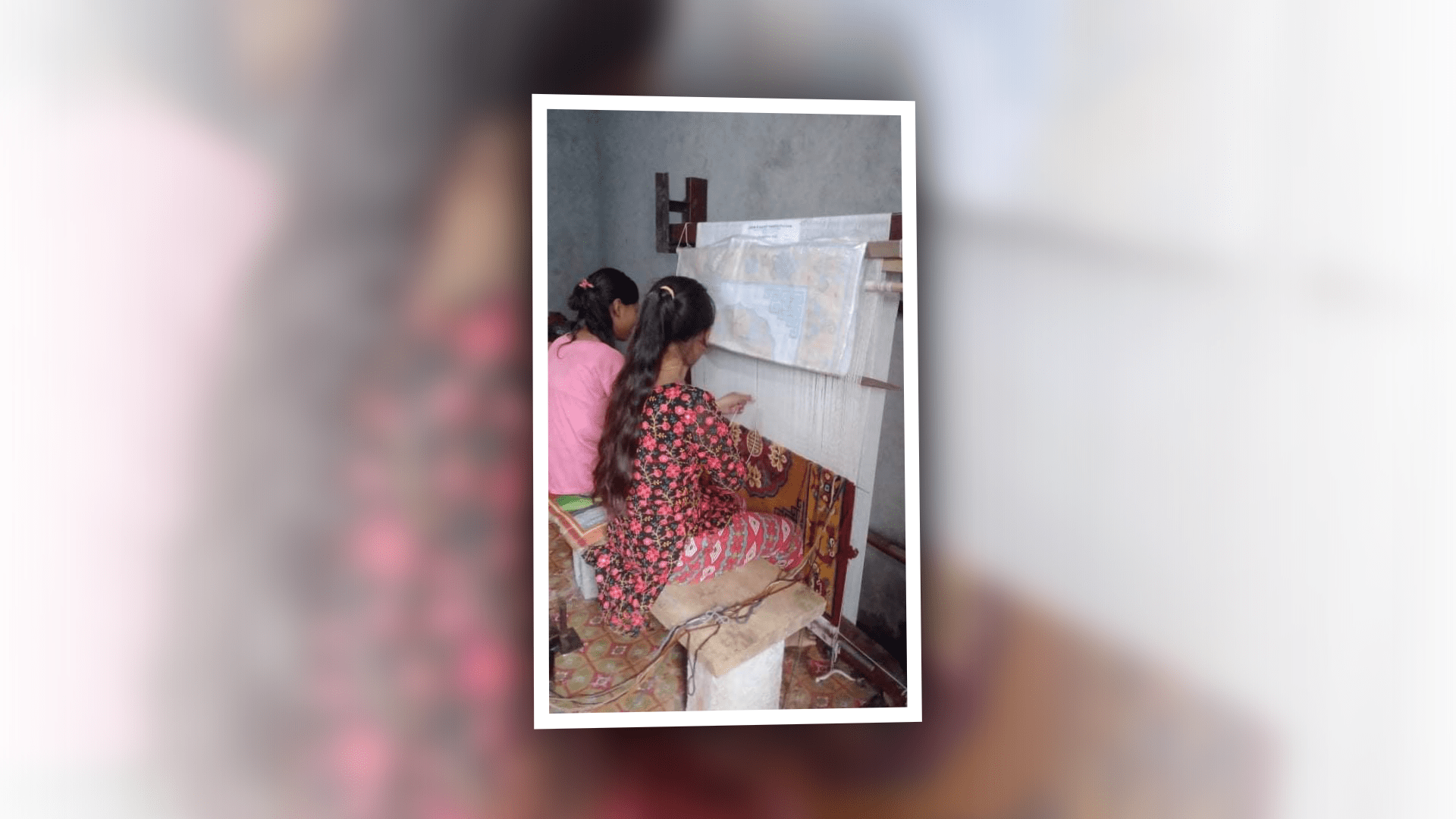 मेलम्चीका दुई वडामा १०४ गलैँचा बुन्ने बालश्रमिक image