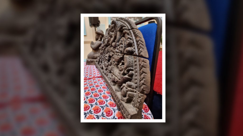 नेपालबाट हराएका दुई वटा मूर्ति बेलायतद्वारा फिर्ता