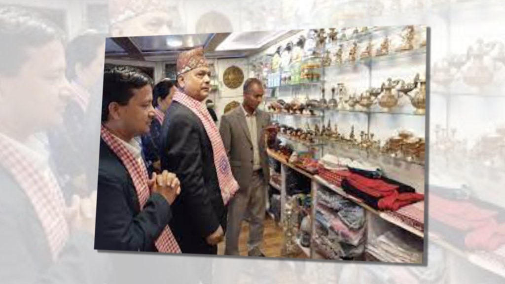 स्वदेशी उत्पादन प्रवद्र्धनलाई दिदीबहिनी कोसेली घर