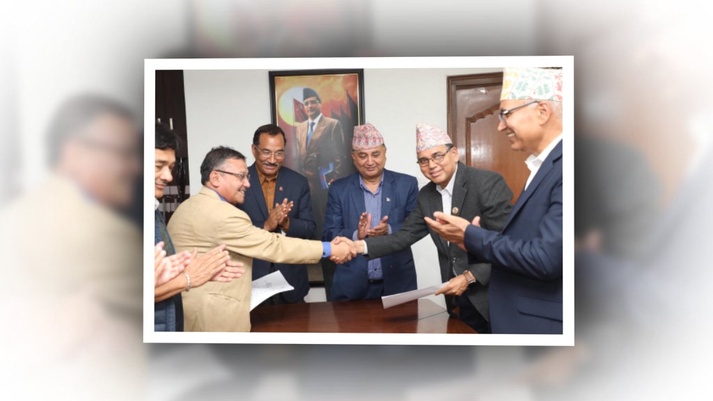 एमालेका सहयात्री राप्रपा नेपाल र परिवार दल image