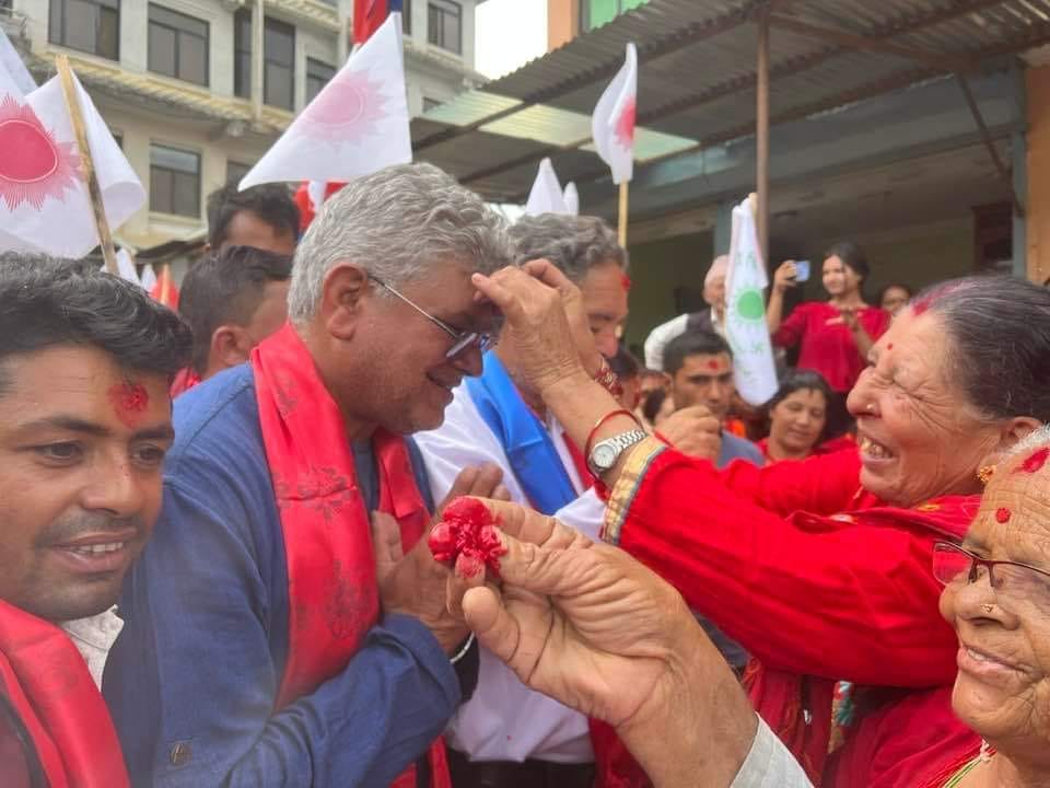 पनौती नगरपालिका वडा नं २ मा एमालेका पुरुषोक्तम अधिकारी अध्यक्षमा विजयी image