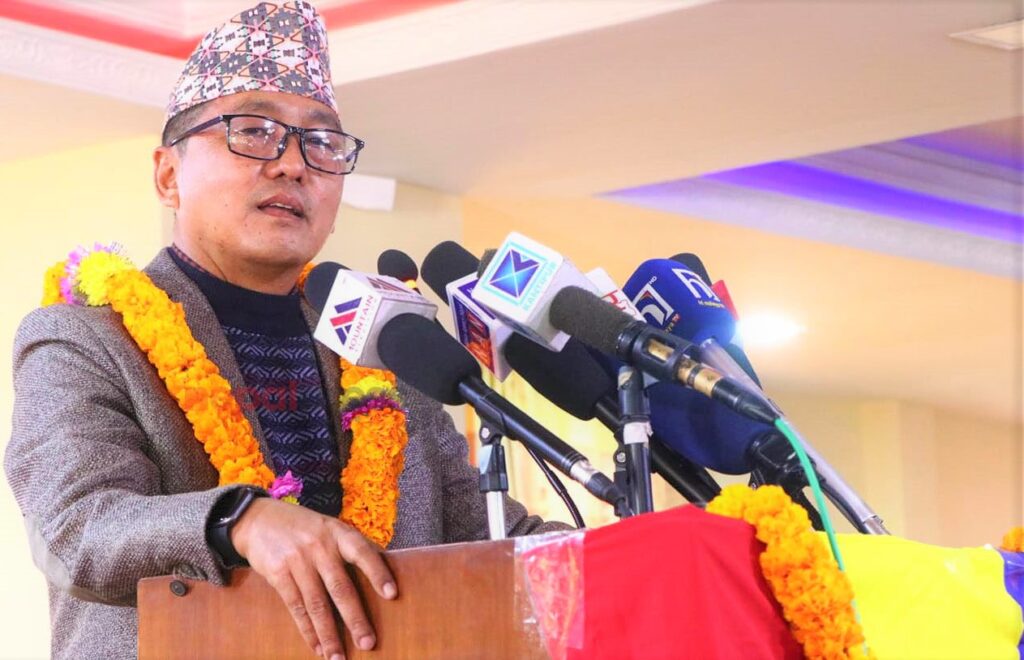 राप्रपाले आज प्रदर्शन गर्दै