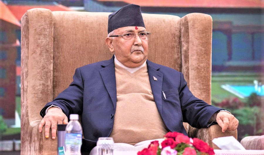 नवनियुक्त प्रधानमन्त्री ‌केपी शर्मा ओलीले आज शपथ लिदै image