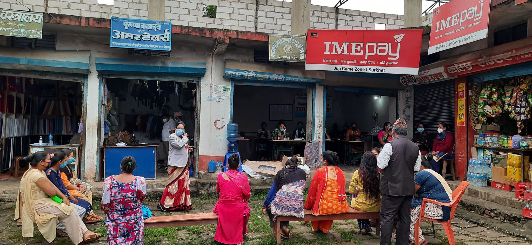 स्वरोजगार बन्दै कञ्चनपुरका महिला image