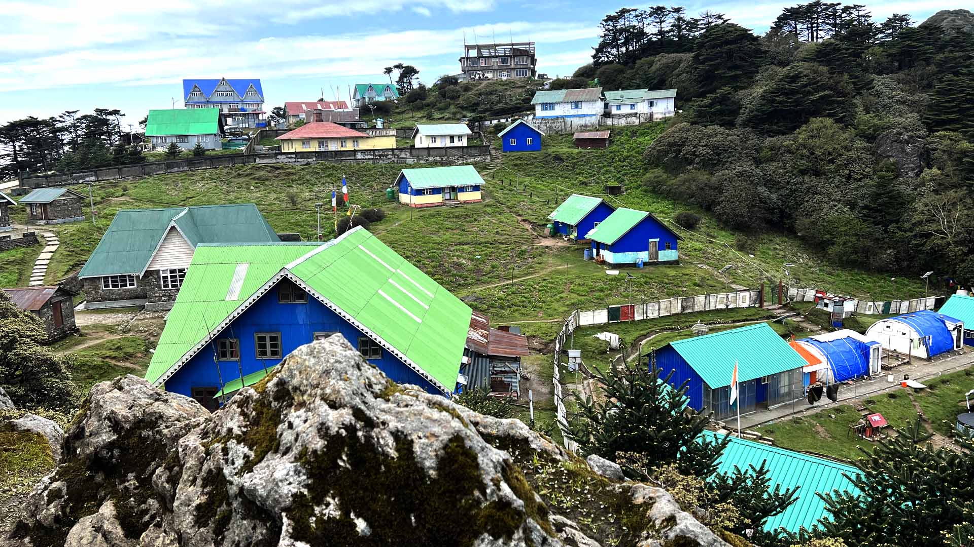 माल पाएर पनि चाल नपाएको सुन्दर पर्यटकीय क्षेत्र सन्दकपुर (भिडियो सहित) image