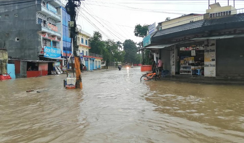 बर्खामा सधैँ डुब्छ कपन image
