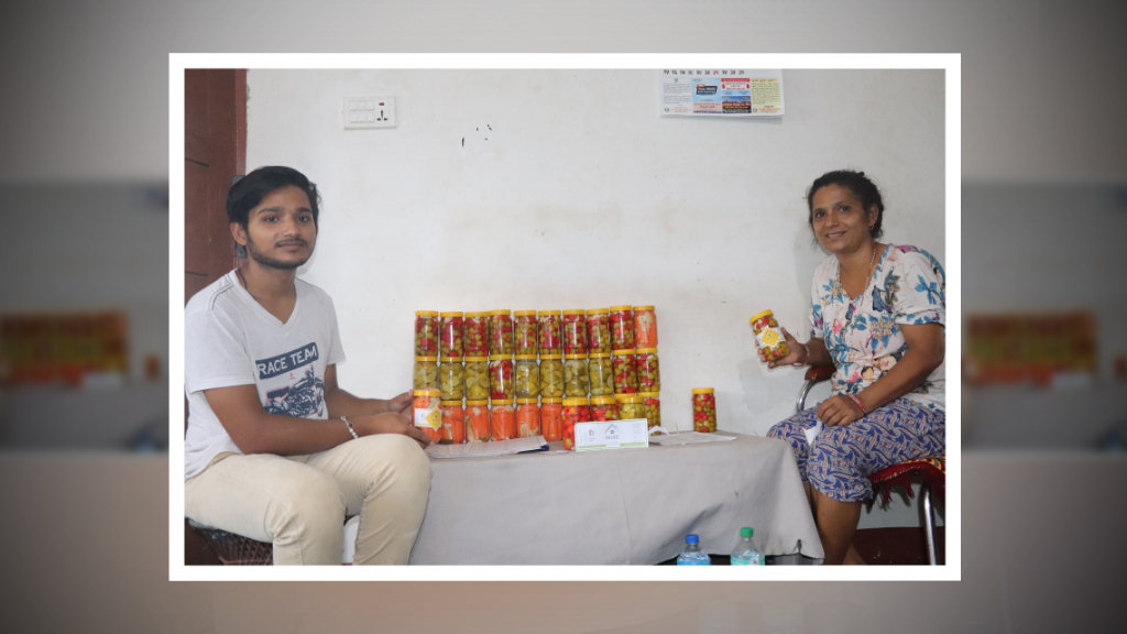 तेल र मसलाबिनाको अचार