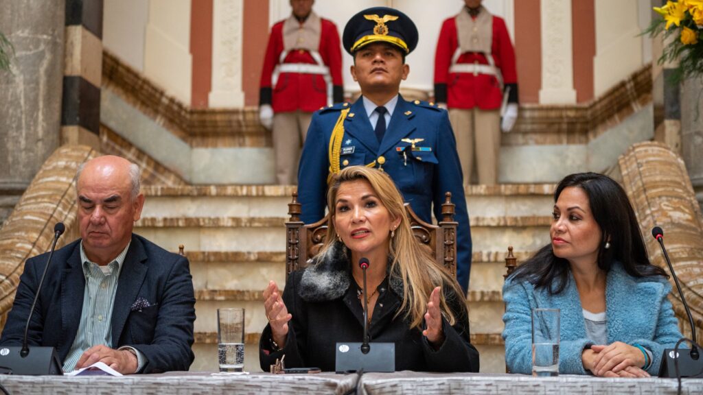 बोलिभियाकी पूर्व राष्ट्रपति अनेजलाई १० बर्ष जेल सजायको फैसला 