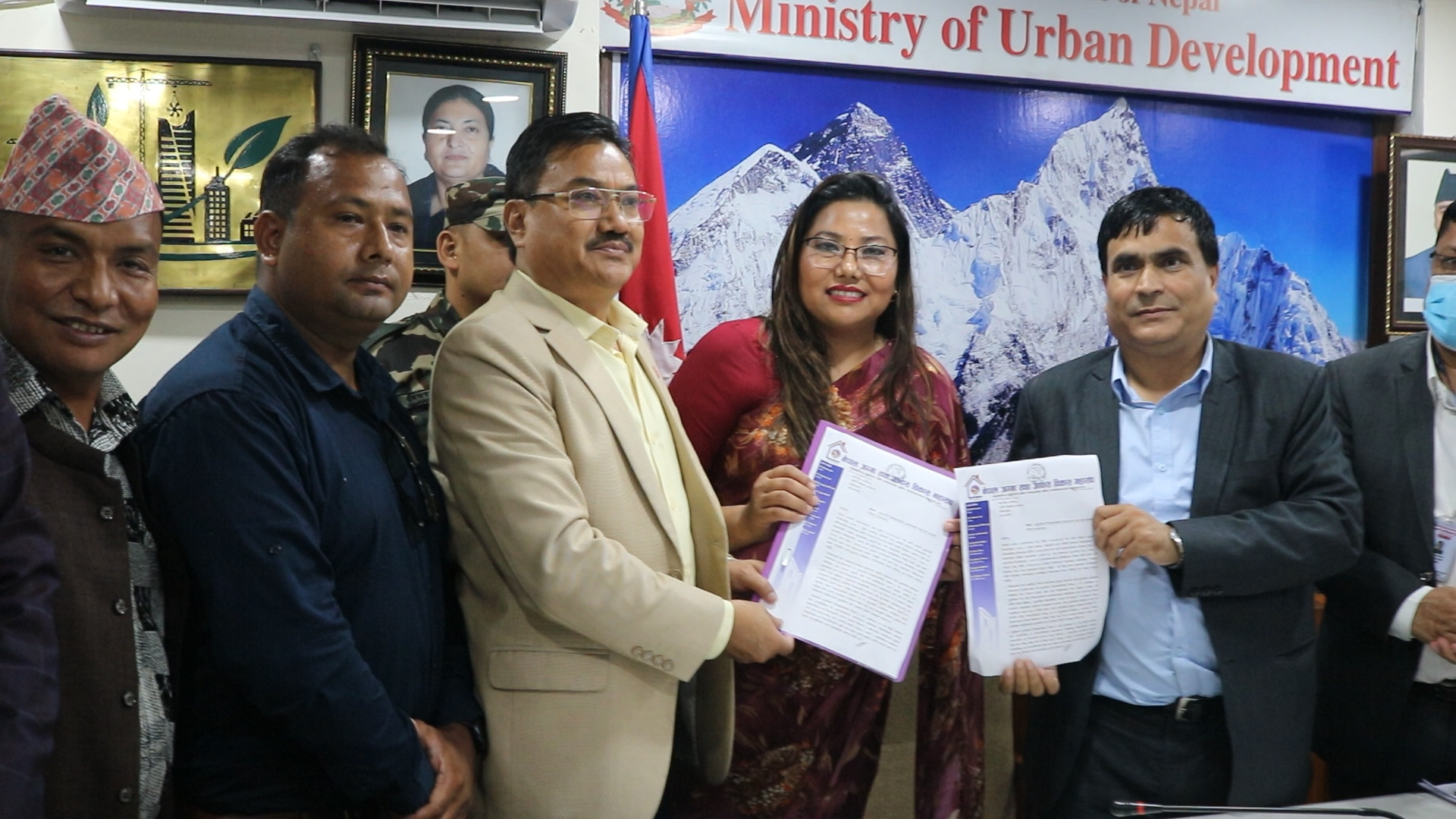 हचुवाको तालमा ल्याइएको भूउपयोग नियमावलीको व्यापक विरोध (भिडियो सहित ) image