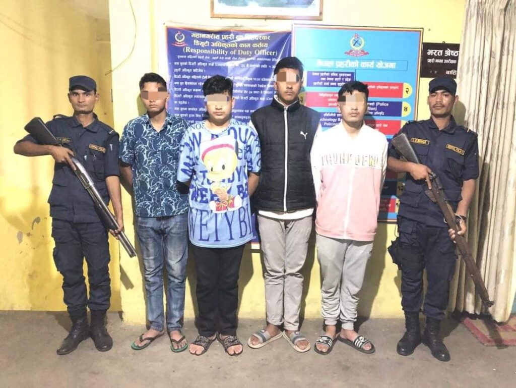 सुरक्षा गार्डलाई खुकुरी प्रहार, ४ विद्यार्थी पक्राउ