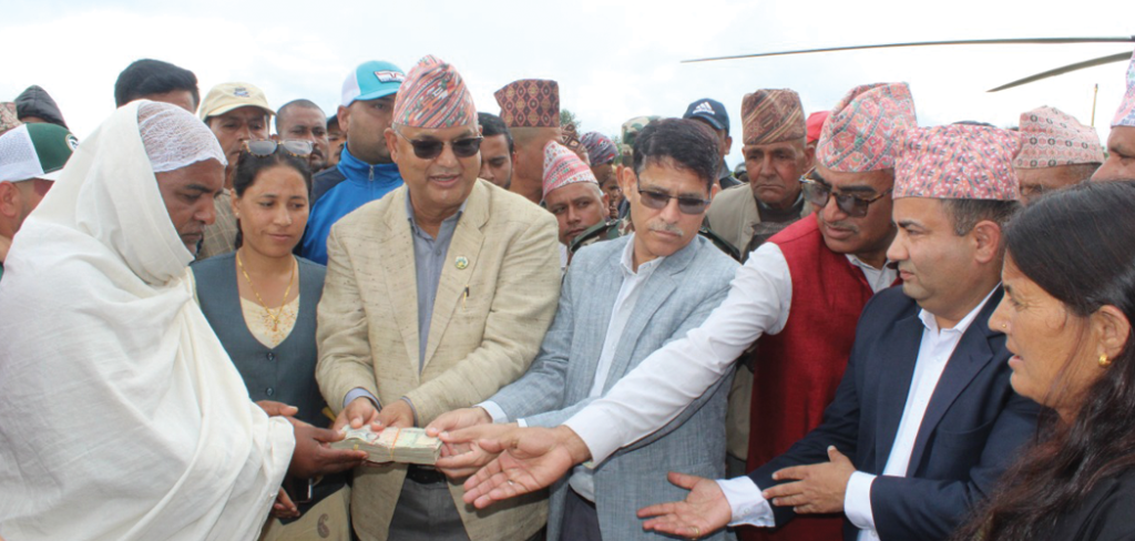 अछाम अपडेटः मृतकका परिवारलाई एक लाख २० हजार किरिया खर्च प्रदान