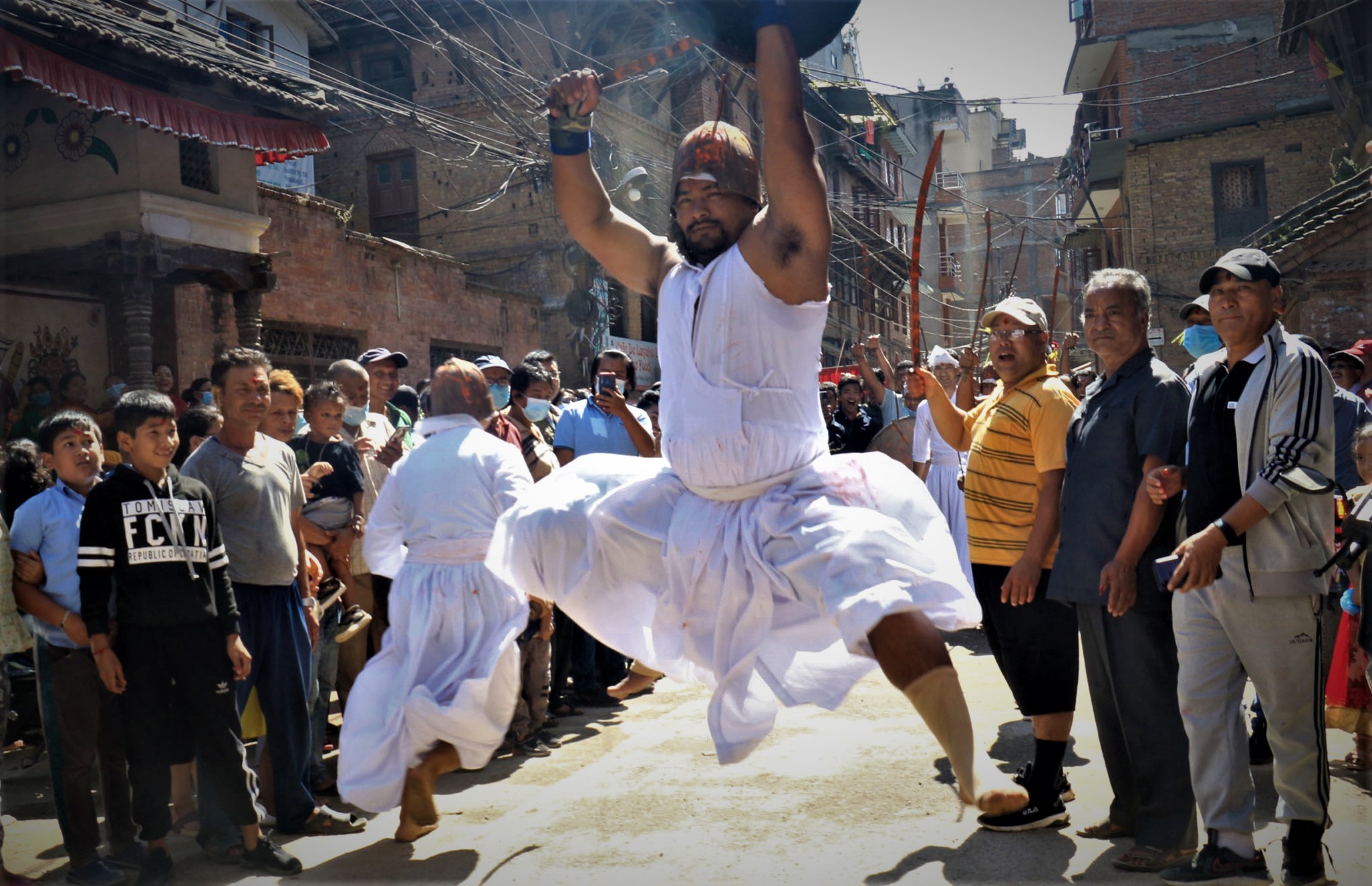मध्यपुरथिमिमा मल्लकालीन युद्धको ‘खाँ पिहाँवइगु’ जात्रा सुरु हुँदै image