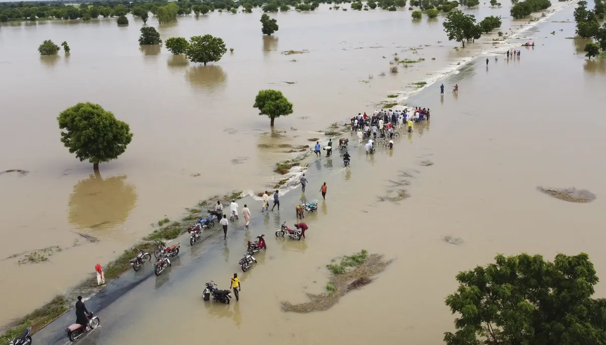 बाढीमा ६०० बढीको मृत्यु, १३ लाखबढी घरबाट विस्थापित image