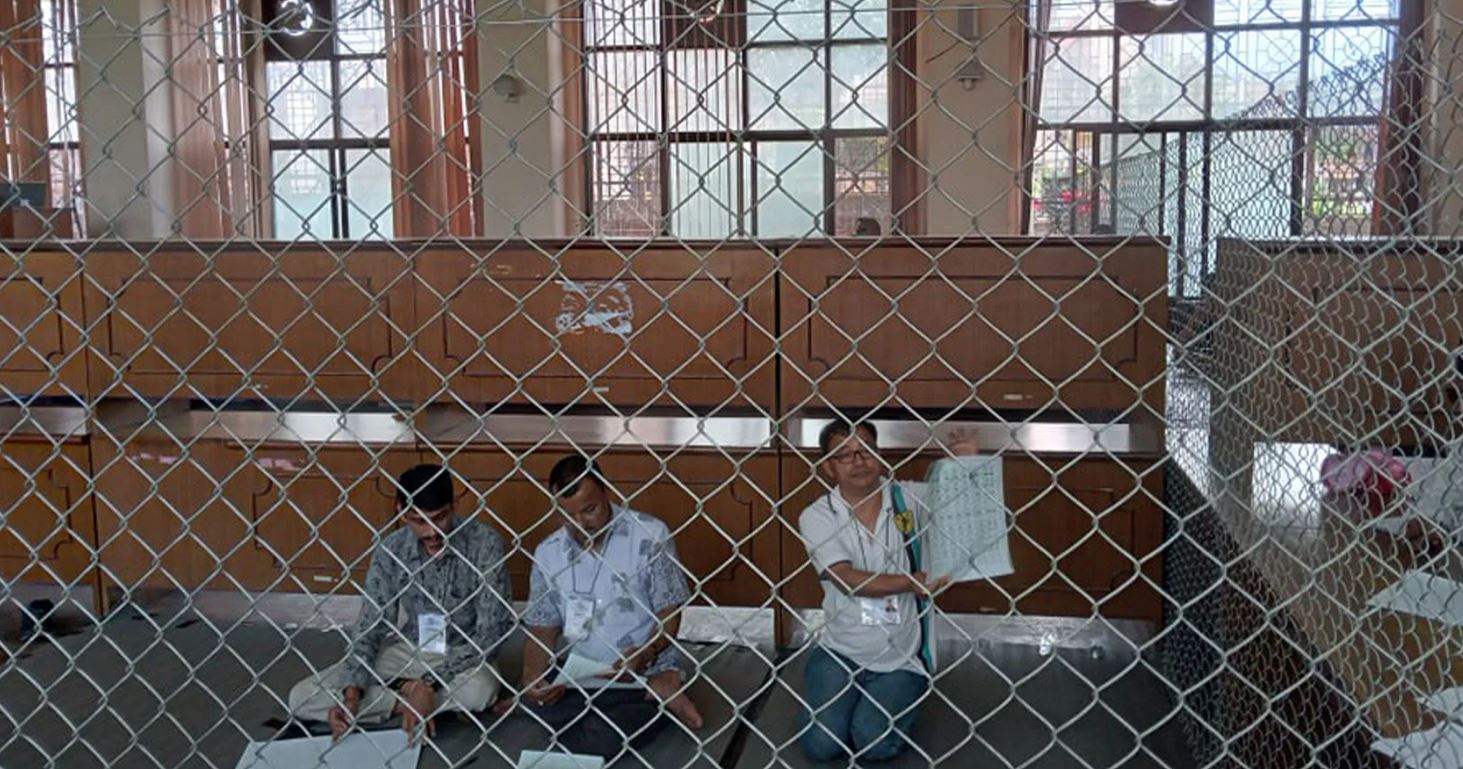 भक्तपुर क्षेत्र नं २ मा कांग्रेसका थापाको अग्रता, क्षेत्र नं १ काे मामतगणना सुरू image