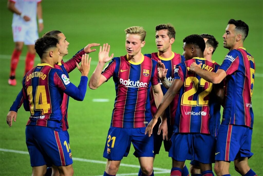 बार्सिलोन शीर्षस्थानमा, लेवानडोस्की पेनाल्टीमा