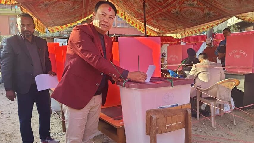 भक्तपुर –२ प्रदेश सभामा एमालेका किरण थापामगर भारी मतले विजयी