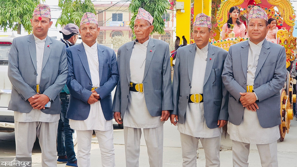 घरैपिच्छे निजामती जागिरे image