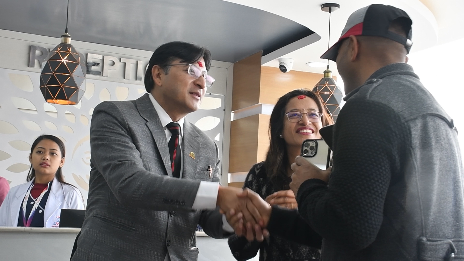 गुणस्तरीय सेवाकासाथ गट्ठाघरमा आयु सुपर स्पेसियालिटी क्लिनिक सञ्चालनमा (भिडियो) image