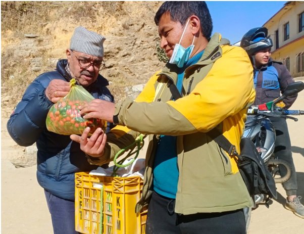 कृषि कर्मबाट वार्षिक रु २० लाख आम्दानी गर्दै गुरुङ दम्पती image