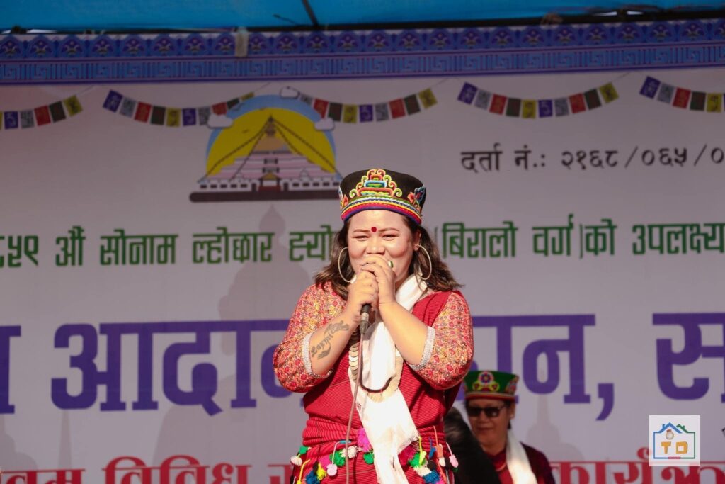 पोखरामा कलाकार लक्ष्मी डिम्डुङ तामाङको धमाकेदार प्रस्तुुती