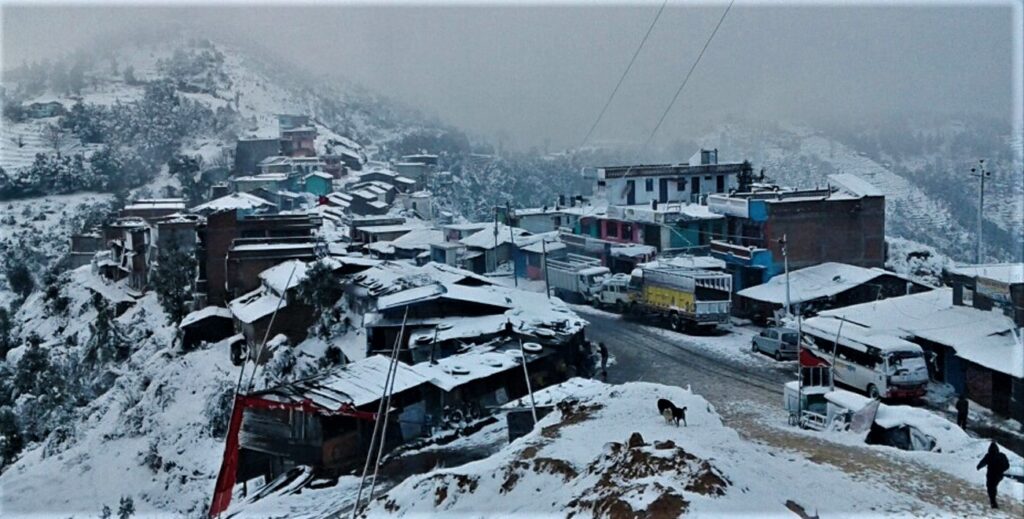 उच्च पहाडी र हिमाली भेगमा हिमपात