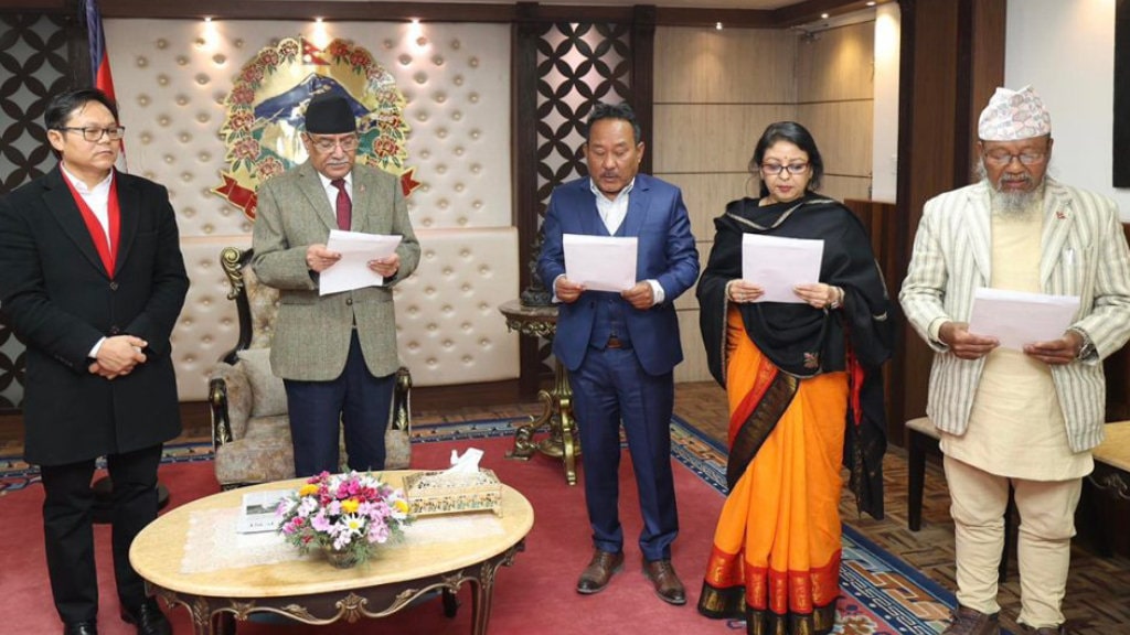 प्रज्ञा,संगीत तथा नाट्य र ललितकला प्रज्ञा प्रतिष्ठानका कुलपतिले गरे शपथ ग्रहण image