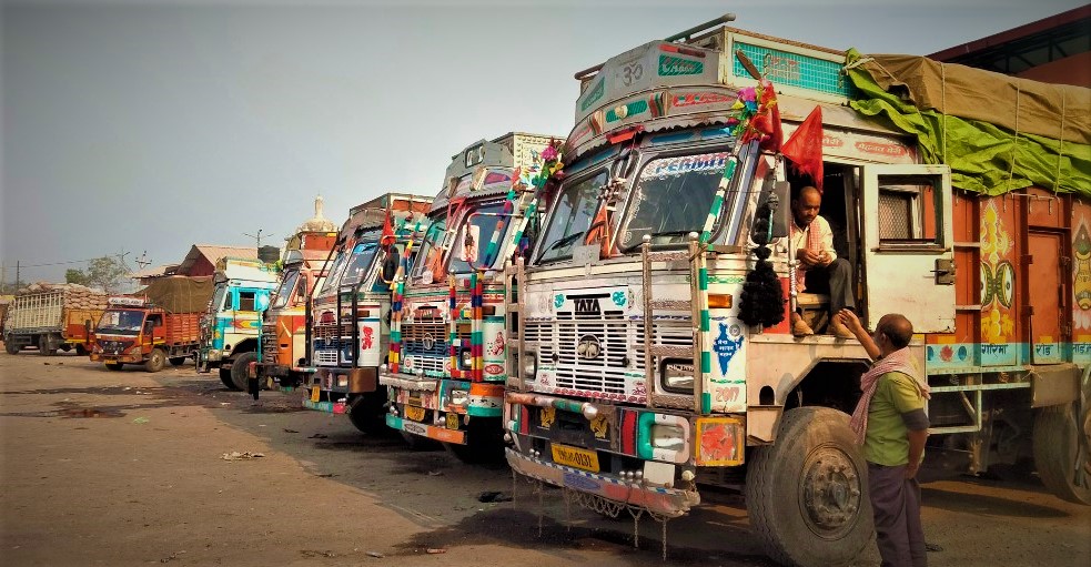 आठ खर्ब २५ अर्ब ७३ करोड व्यापार घाटा image