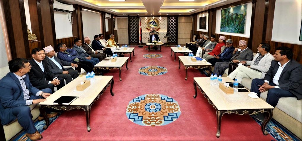बालुवाटारमा ८ दल image