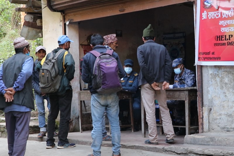 भारतबाट फर्किने माथि निगरानी image