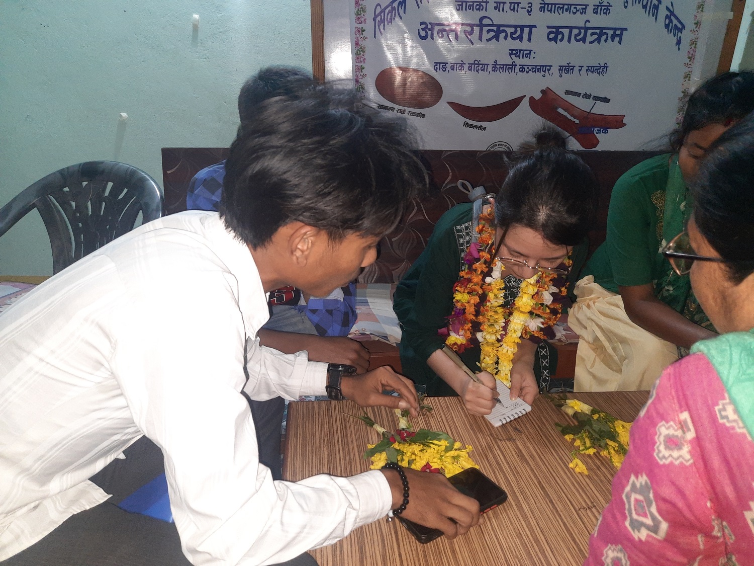 सिकलसेलको अध्ययन गर्दै डा नाकामुरा image