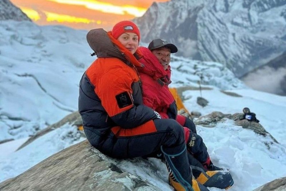 कतारी राजकुमार अलथानीले अन्नपूर्ण हिमालको आरोहण image