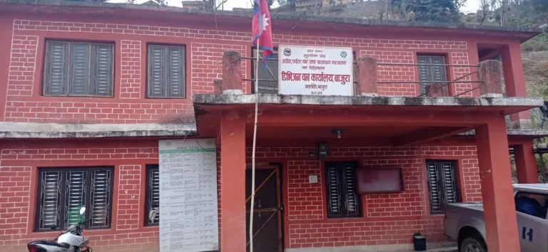 कर्मचारी अभावले सेवाग्राही मारमा image