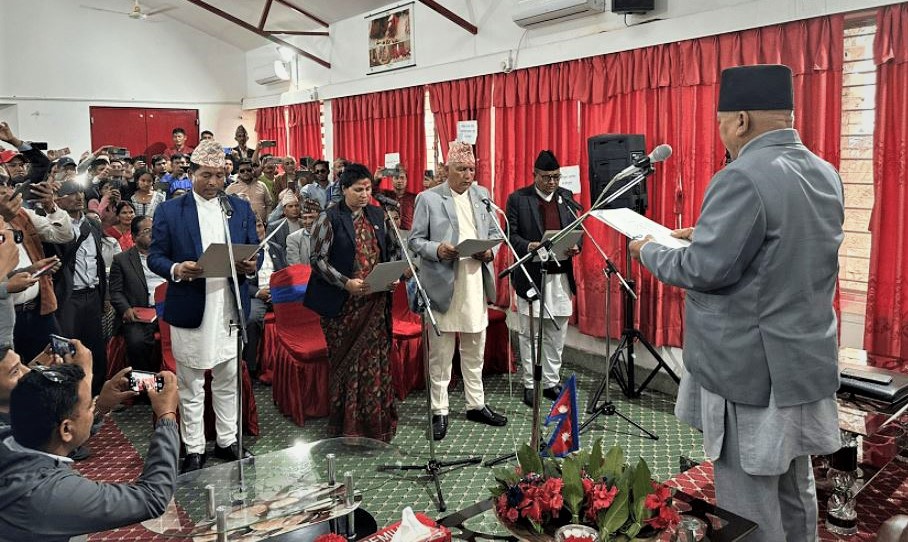 कर्णालीका चार मन्त्रीले लिए शपथ